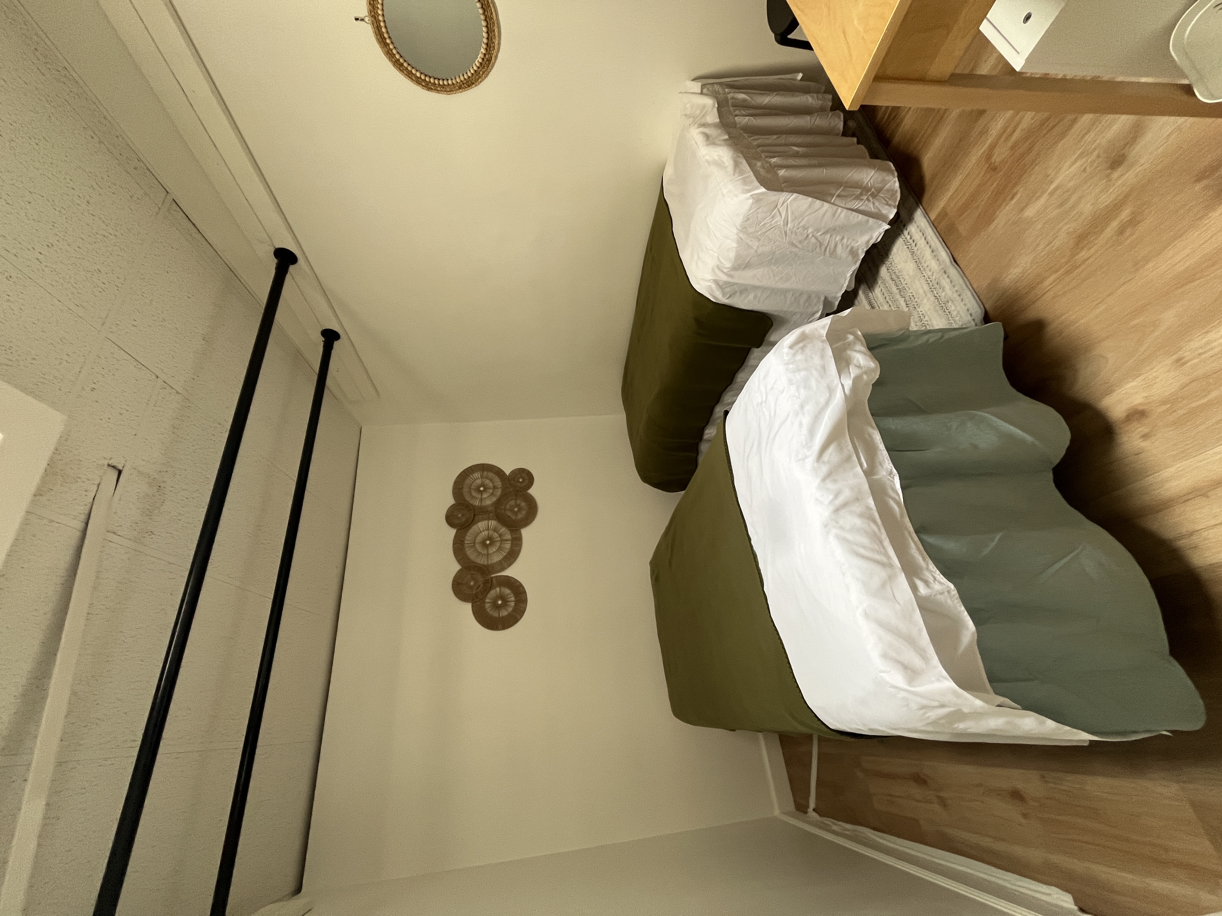 Cabinent